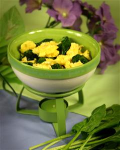 Spinach with Eggs